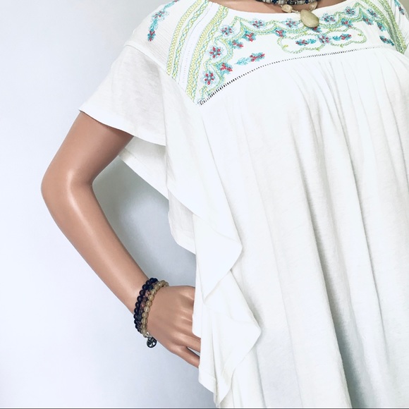 Chip & Pepper Embroidered Tunic w/Ruffled Sleeve - Picture 4 of 6